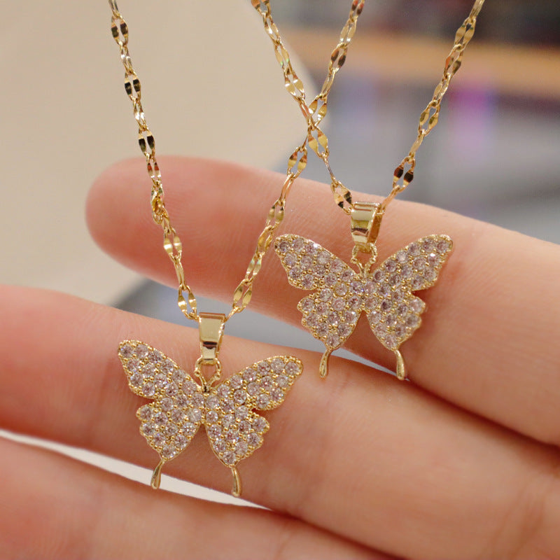 Fashionable Women's Hip-Hop Bow Pendant Necklace