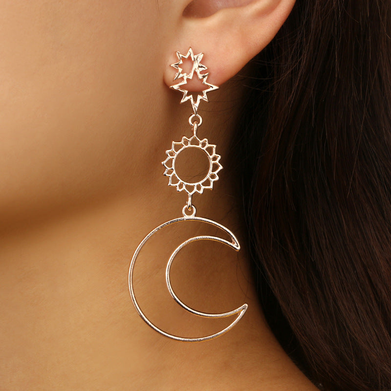 Vintage Style Hollow Star Moon Asymmetric Earrings