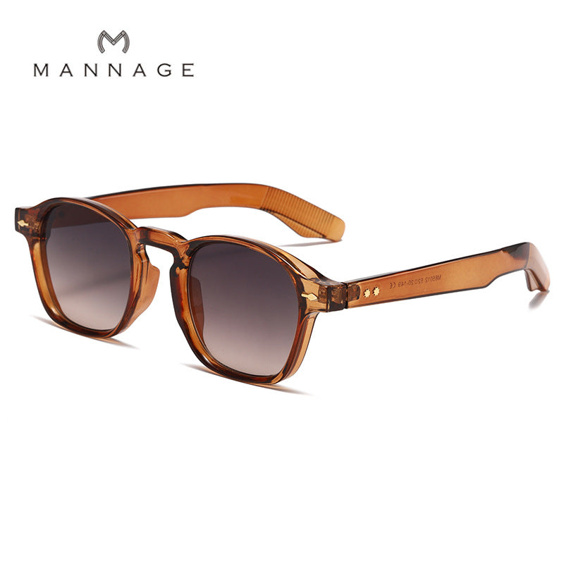 Trendy Gradient Lens Sunglasses with Unique Design