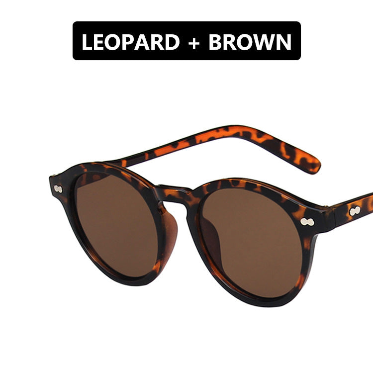 "Retro Round Frame Sunglasses for Trendy Men & Women"