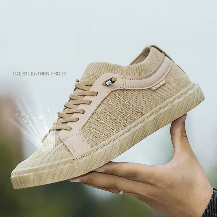 Lightweight Breathable Men's Canvas Trainers for Summer