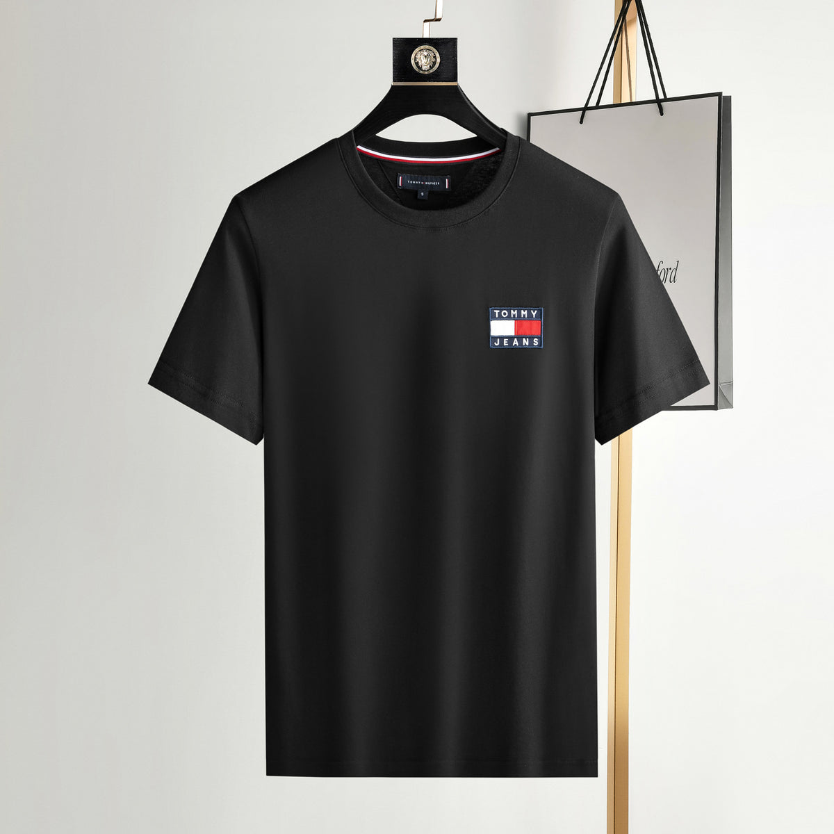 Tommy Men's Short Sleeve Cotton Crew Neck T-Shirt