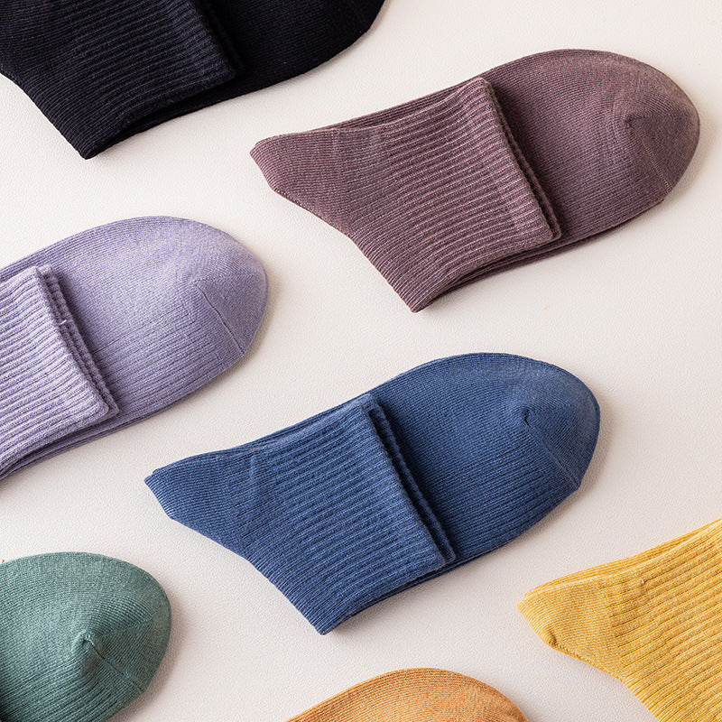 Men's Cotton Crew Socks in Solid Colors - Breathable Design