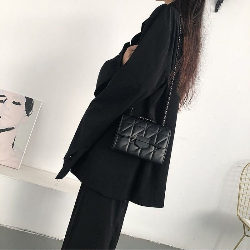 2023 Stylish Shoulder Bag with Chain Strap for Women