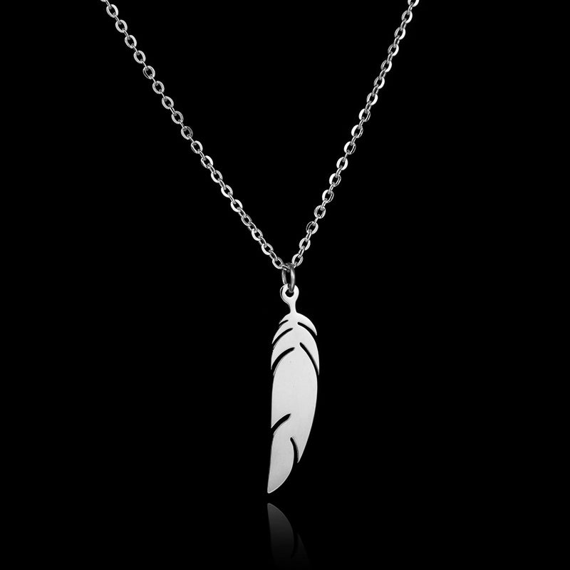 18K Feather Women's Delicate Collarbone Necklace