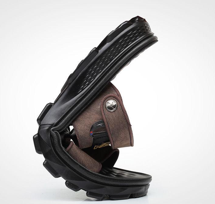 2022 Outdoor Men's Soft Sole Non-slip Beach Sandals
