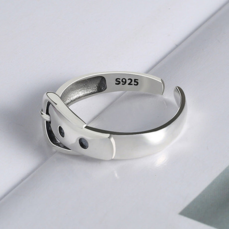 Wavy Ring - Stylish Women's Jewelry for Parties