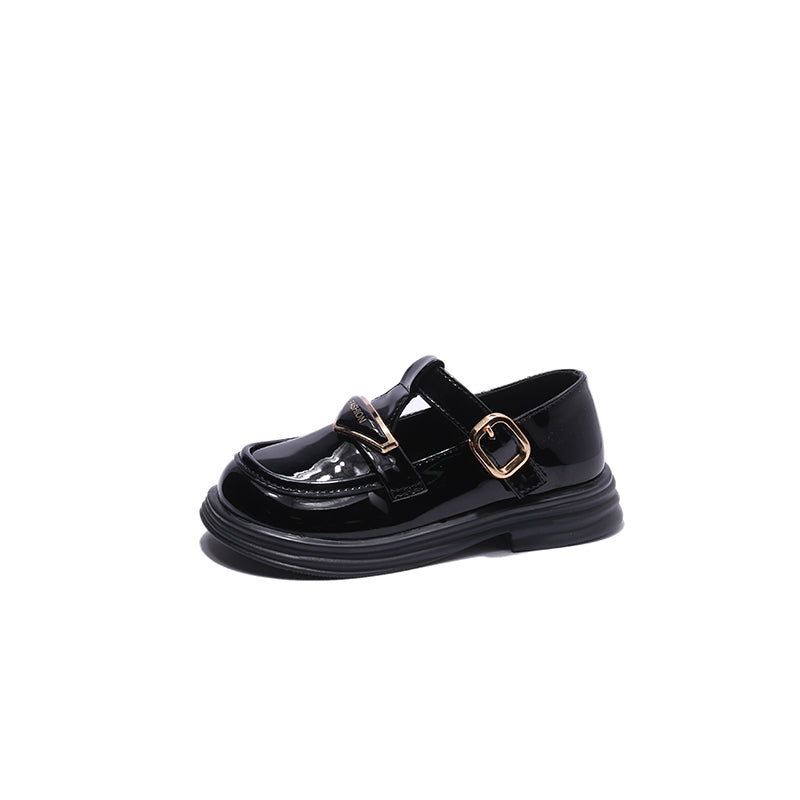 Spring and Autumn Girls' Leather Moccasins with Metal Decor