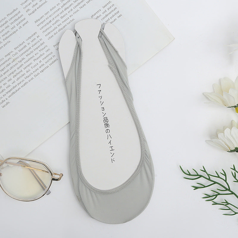 Ice Silk Sponge Half Socks for Women - No Slip Design