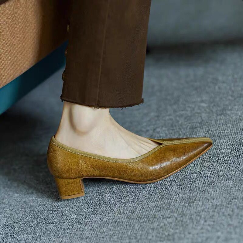 2023 Spring Vintage Leather High-Heel Shoes for Women