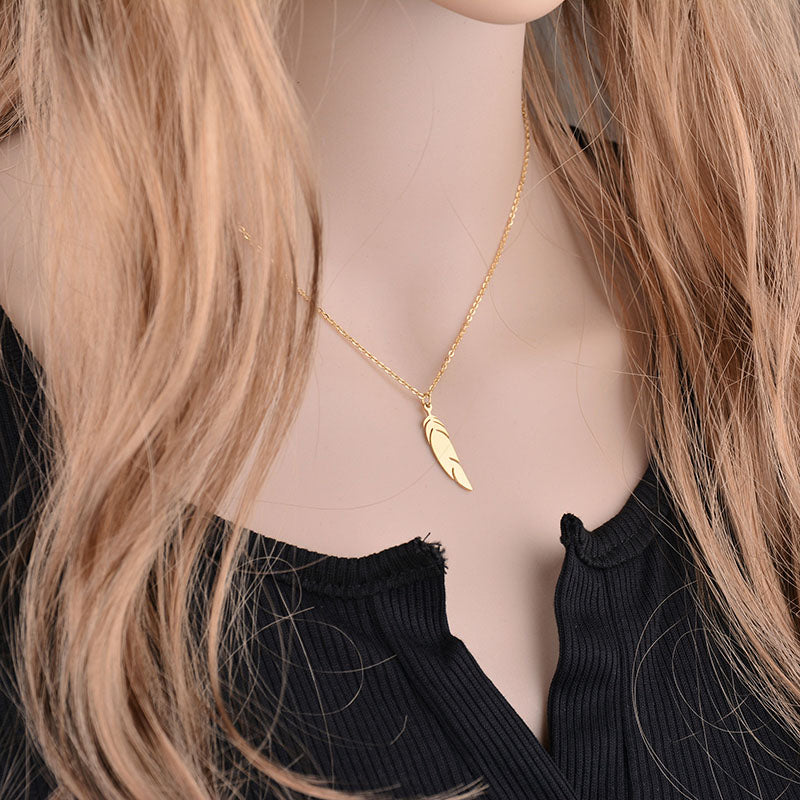 18K Feather Women's Delicate Collarbone Necklace