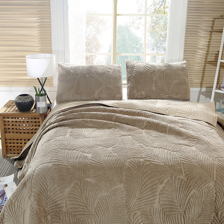 Cotton Milk Velvet Bed Cover Set with Quilted Design