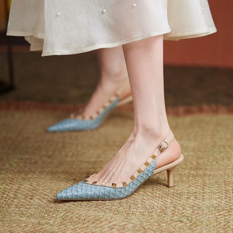 2023 New Design Studded Pointed Toe Sandals