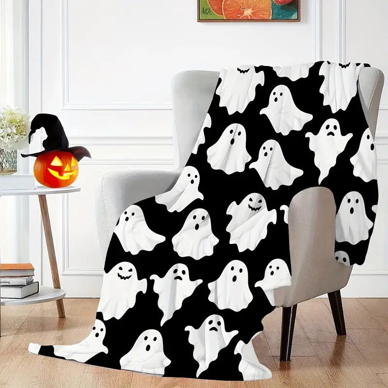 Ghost Figure Flannel Printed Blanket for Halloween Decor
