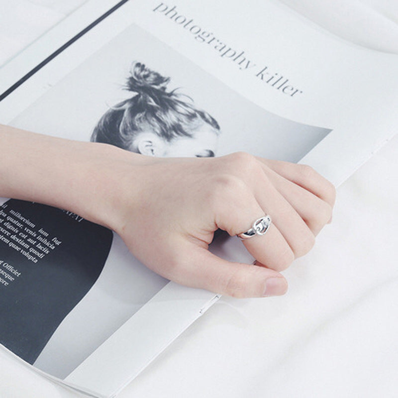 Wavy Ring - Stylish Women's Jewelry for Parties