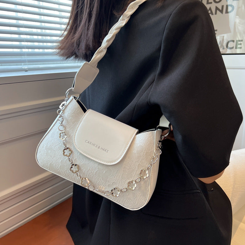 French Minimalist Women's Chain Crossbody Bag (2022)