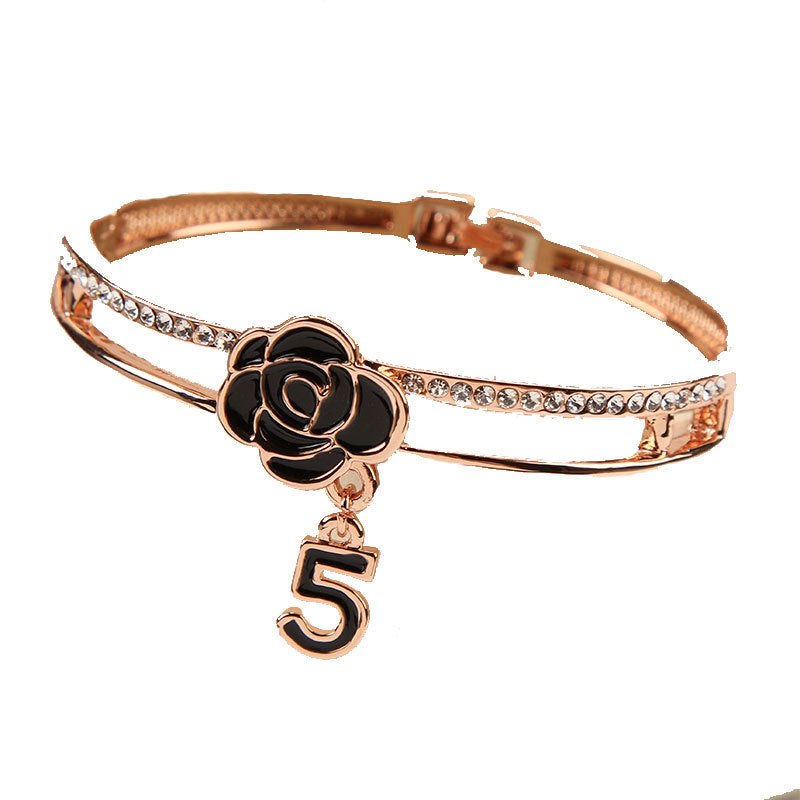 Korean Fashion Simple Rose Flower Bracelet with Rhinestones