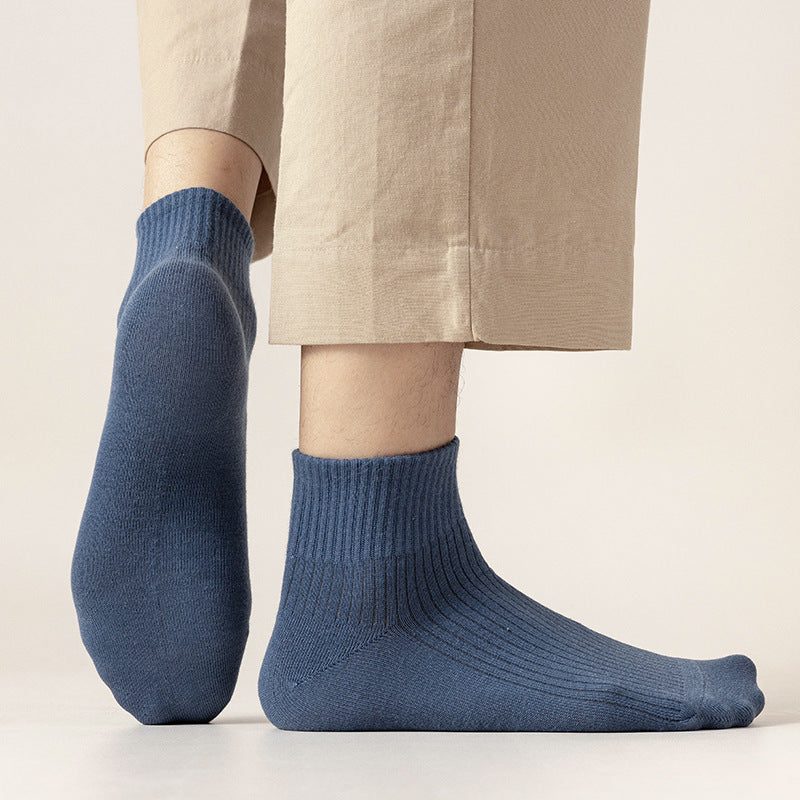 Men's Cotton Crew Socks in Solid Colors - Breathable Design