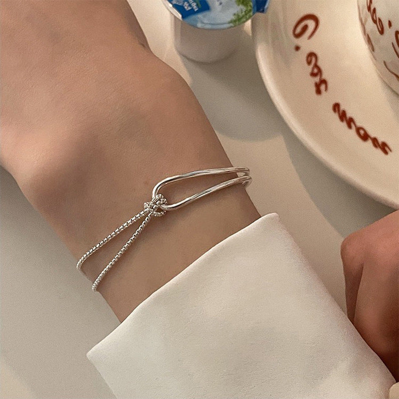 Minimalist Geometric Chain Bracelet with Twisted Design