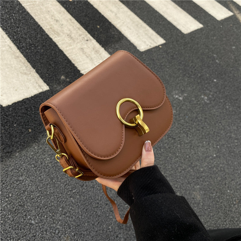 Vintage Saddle Bag for Women - Stylish and Simple Design