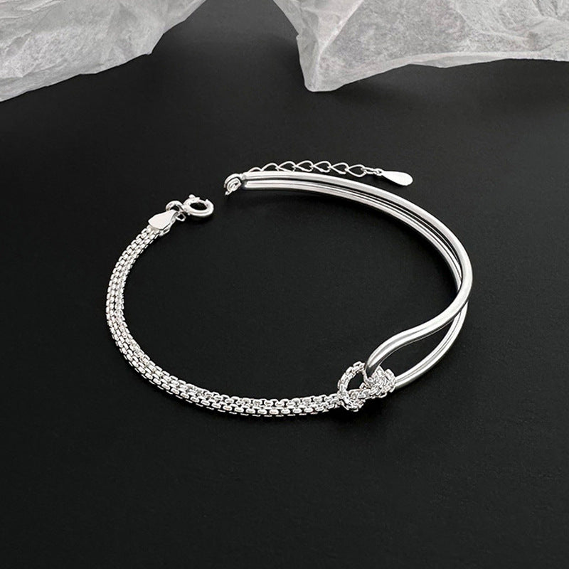 Minimalist Geometric Chain Bracelet with Twisted Design