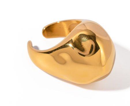 Personalized Women's Hammered Ring with Geometry Pattern